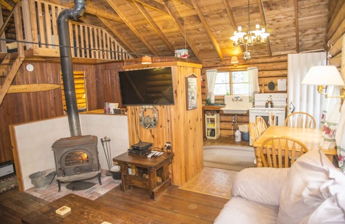 Rangeley Kabine | Erleben Sie Log Cabin Living an den Ufern des Rangeley Lake
