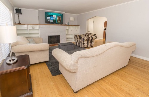 Addison Haus | Erleben Sie Luxus in der Nähe der Innenstadt von Chicago