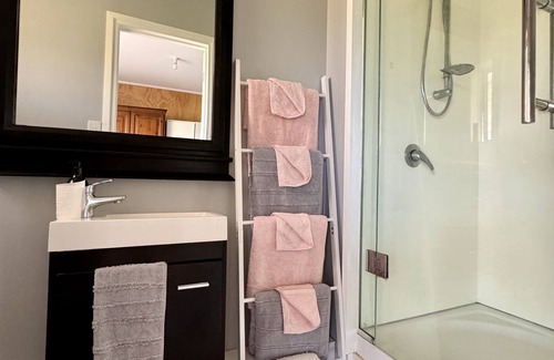 Waerenga Sonstige | Experience the country life, on a working dairy/dry stock farm with a view