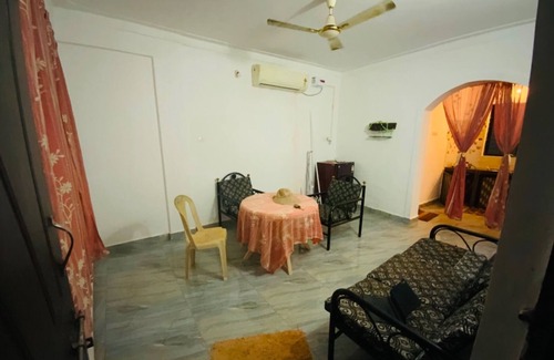Mandrem Wohnung | Experience the Green for blessings and Dreamsin the Rich colours of Mandrem