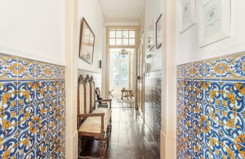 Se Wohnung | Explore Lisbon from an Artistic Alfama Home
