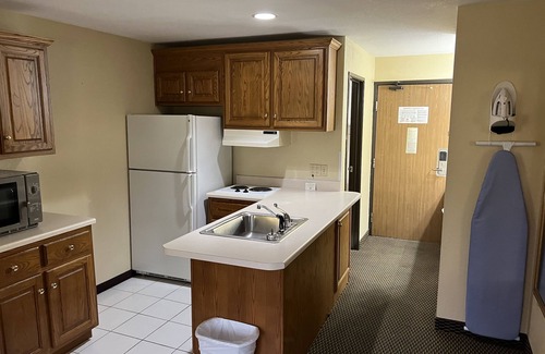 Decatur Hotel | Express Inn & Suites