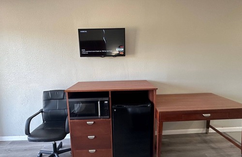 New Albany Hotel | Express Inn