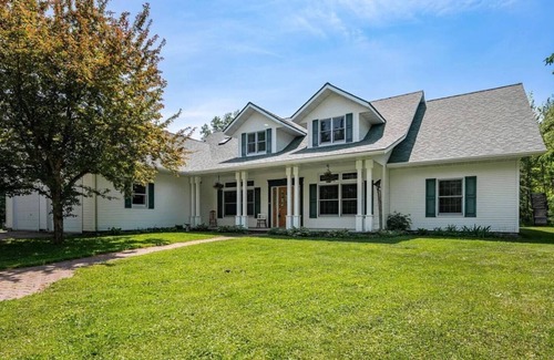 Cohasset Haus | Exquisite 5 Bedroom Vacation Home