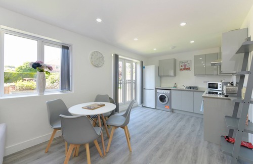 Gedling Wohnung | Exquisite Contemporary 2bd Home, Low Carbon, Prkng