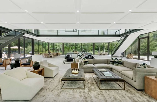 Springs Villa | Exquisite Home l East Hamptons l Pool