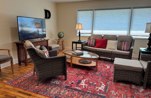 Dayton Haus | Exquisite Home: Stay here for more value, comfort and Fun