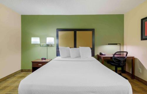 Alpharetta Hotel | Extended Stay America Select Suites - Atlanta - Alpharetta - Rock Mill Rd