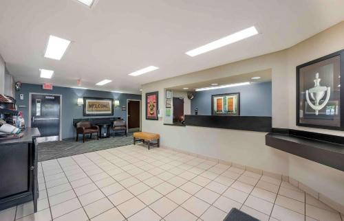 Saint Marys  Allen County Hotel | Extended Stay America Suites - Fort Wayne - South