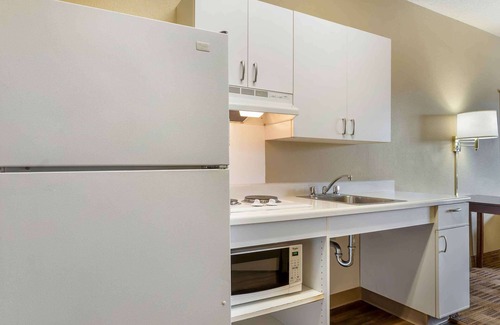 Bedford Park Hotel | Extended Stay America Suites Chicago Midway