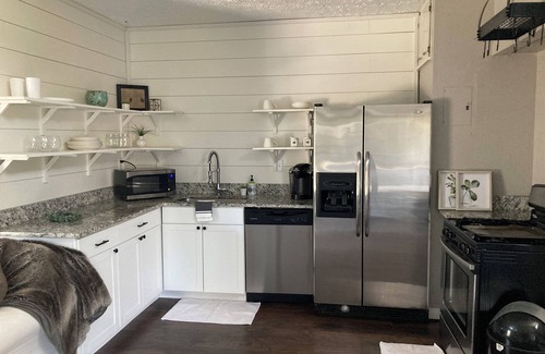 Roswell Wohnung | Extended stay apartment near Canton St Roswell