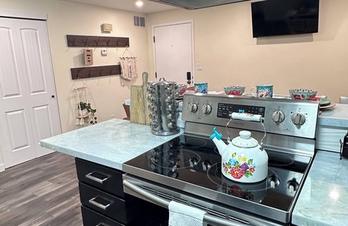 Millcreek Eigentumswohnung | Extended Stay Cozy 2-bedroom condo with WiFi, AC in beautiful Salt Lake City