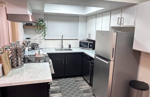 Millcreek Eigentumswohnung | Extended Stay Cozy 2-bedroom condo with WiFi, AC in beautiful Salt Lake City