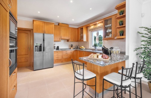 Quinta do Lago Haus | Extraordinary Villa on an elevated position in Quinta do Lago.