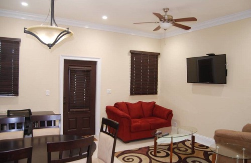 Bell Channel Bay Haus | EZ VILLE @ TAINO BEACH Freihafen