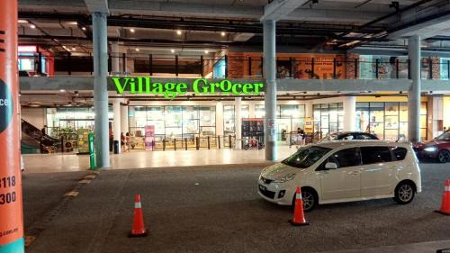 Cyberjaya Wohnung | F1-29-11 Dew Drop HomeTamarindWifiNetflixfree parking