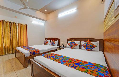 Coimbatore Haus | FabHotel Raja Residency
