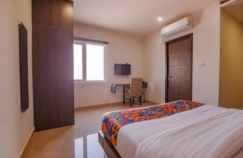 Vellore Hotel | Fabhotel Senthur Inn
