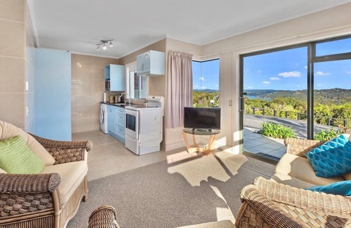 Paihia Haus | FABOULOUSE SEA VIEW 4 BED ROOM HOUSE