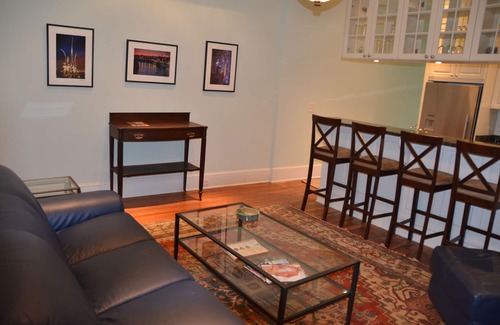 Capitol Hill Wohnung | Fabelhaftes viktorianisches Haus von 1890 auf dem Capitol Hill; 100 Schritte zur U-Bahn, Nr. 1