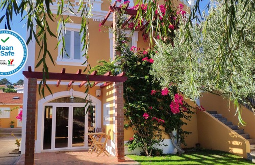 Foz do Arelho Villa | Fabelhaftes und ruhiges Haus im Zentrum des Dorfes und in der Nähe des Strandes.