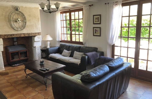 Grand-Brassac Sonstige | Fabulous location- farmhouse & pretty cottage with private heated pool & sauna