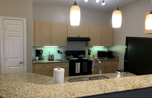 Alpharetta Haus | Fabulous One Bed/One Bath Corporate Furnished Apt in Alpharetta