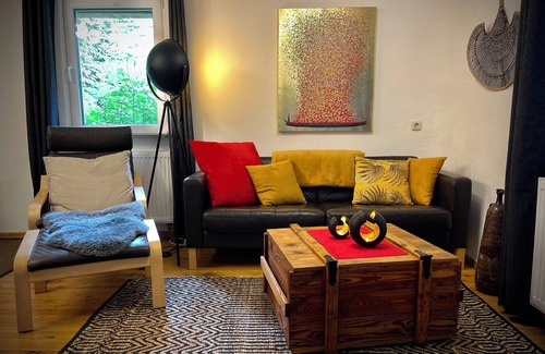 Munstermaifeld Haus | Fachwerk-Ferienhäuschen mit Veranda in direkter Moselnähe