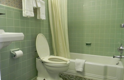 Roanoke Rapids Hotel | Fairfax Motel