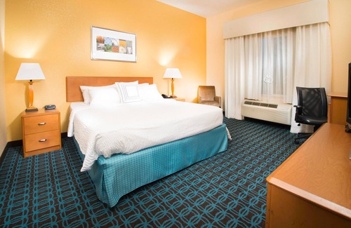 Heyburn Hotel | Fairfield Inn and Suites by Marriott Burley