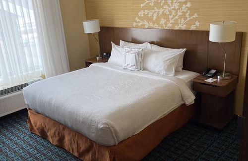 East Grand Forks Hotel | Fairfield Inn & Suites East Grand Forks