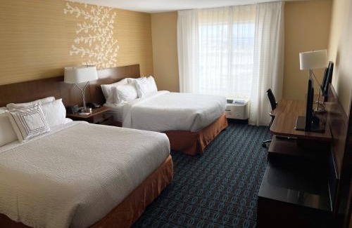 East Grand Forks Hotel | Fairfield Inn & Suites by Marriott East Grand Forks