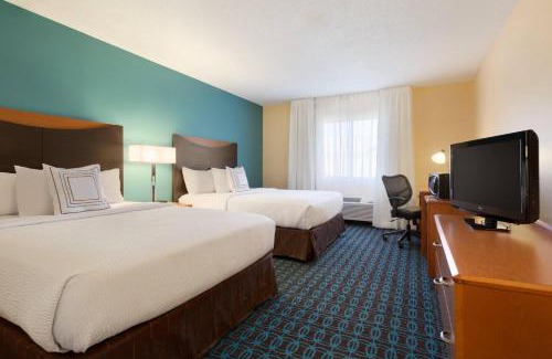 Bismarck Hotel | Fairfield Inn & Suites Bismarck North