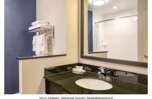 Octa Hotel | Fairfield Inn & Suites by Marriott Jeffersonville I-71