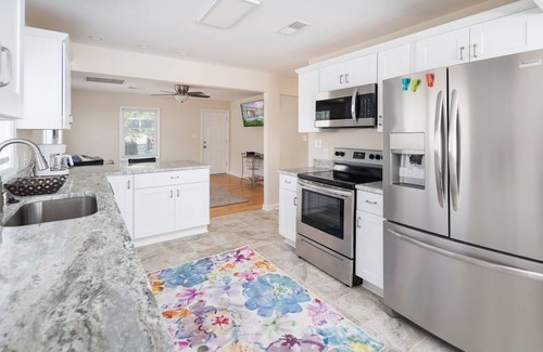 Fairview Beach Haus | Fairview Beach Villa