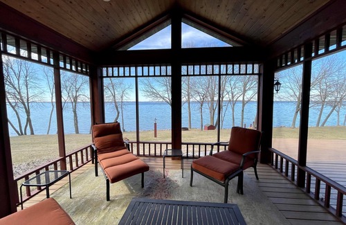 Battle Lake Haus | Fall Colors/ Bike Paths/ Parks / Snowmobile Trails /West Battle Lake / Fall Colors/