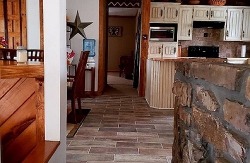 Mount Ida Kabine | Der Regen hat die Kristalle in den Minen aufgedeckt. Zeit, es auszuprobieren