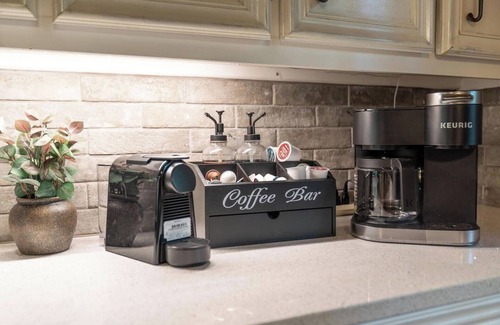 Ellsworth Kabine | A Frame!| Steps to Lake MI w/ Fireplace & Hot Tub!