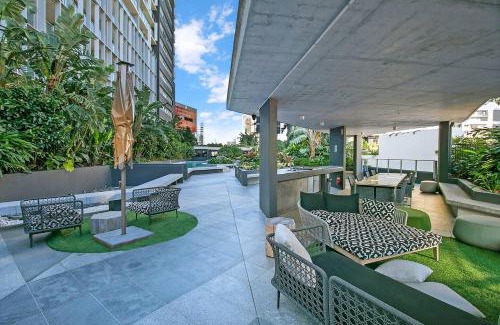 Newstead Wohnung | Fall in Love with Waterfront Resort-style Living