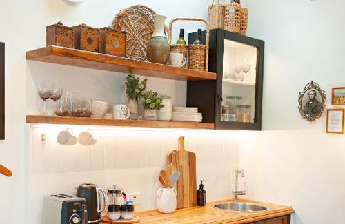 Wentworth Falls Haus | Falls Rest - A Wentworth Falls Hideaway