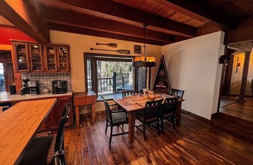 Graeagle Kabine | Family Cabin in Graeagle CA w/King Bed & EV Charge