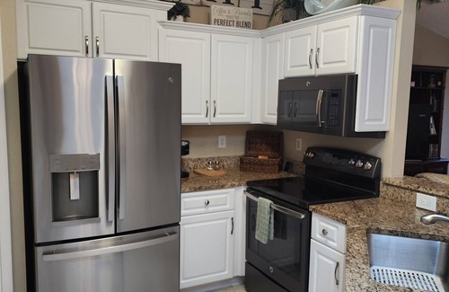 Florida Shores Haus | Family Friend House with Salt Water Pool - Close to Daytona & New Smyrna Beach