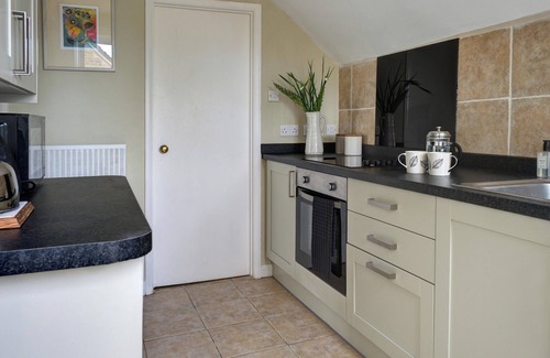 Ampney Crucis Haus | Familienfreundlicher Rückzugsort in Cotswold, voller Charakter, nahegelegene Sehenswürdigkeiten