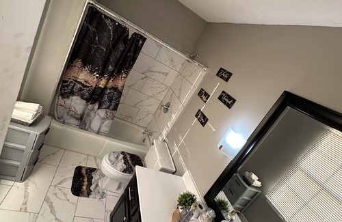 West Memphis Haus | Family friendly home with plenty space for you and yours!!!