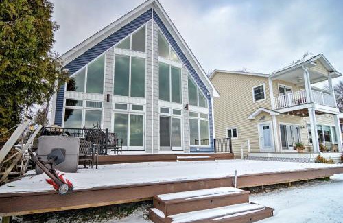 Cadillac Haus | Family-Friendly Lake Mitchell Oasis Hike and Ski!