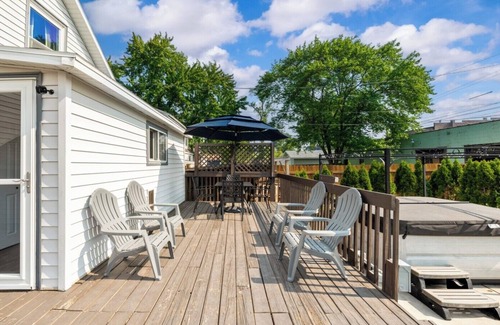 Baroda Haus | Family-Friendly Retreat Close to Wineries, Beaches & Downtown Baroda