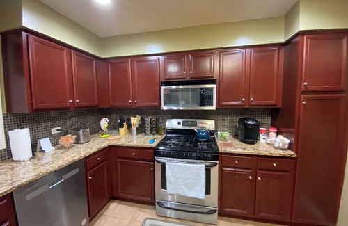 Irving Park Haus | Family, Groups - Convenient to Wrigley, Loop, Airport - Spacious 2200 Sq Ft