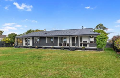 Waipu Haus | Family Haven - Waipu Holiday Home