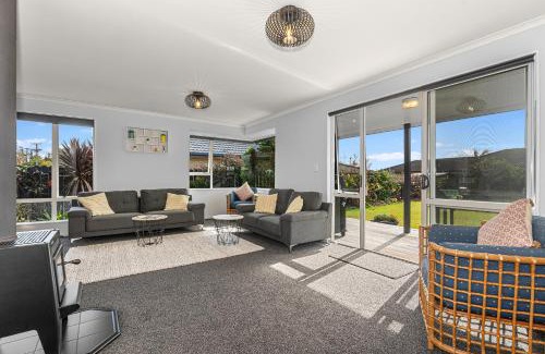 Waipu Haus | Family Haven - Waipu Holiday Home