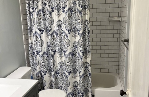 Opelika Haus | Family home 1 mi from downtown Opelika & 6.7 mi from Jordan-Hare